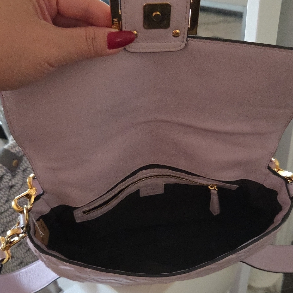 Fendi Lavender Baguette Shoulder Bag - Picture 6 of 14